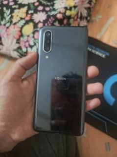 Sharp Aquos zero 5G basic