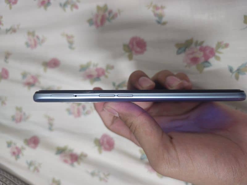 OPPO A96 8/128, 10/10 condition no scratch 3