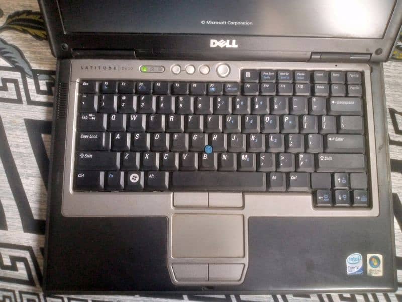 Dell Latitude D630 2