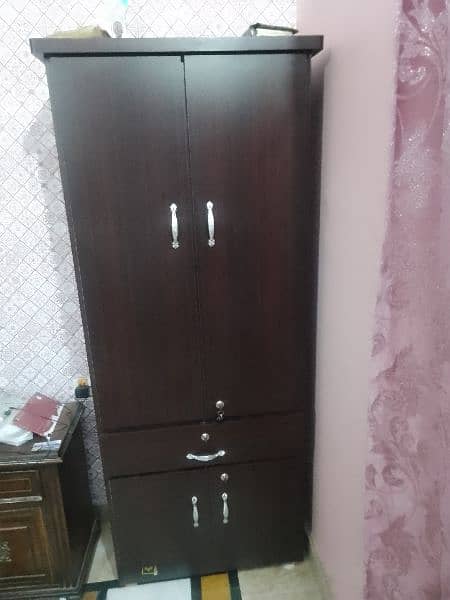 2 door cupboard New 5