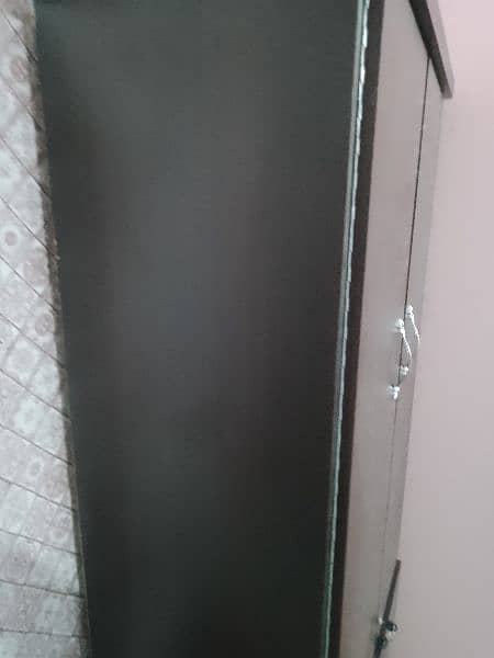 2 door cupboard New 6