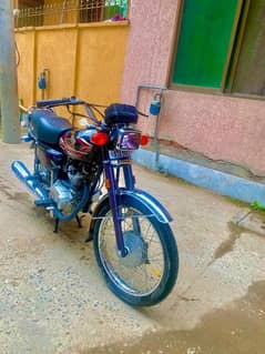 Honda cg 125 in black