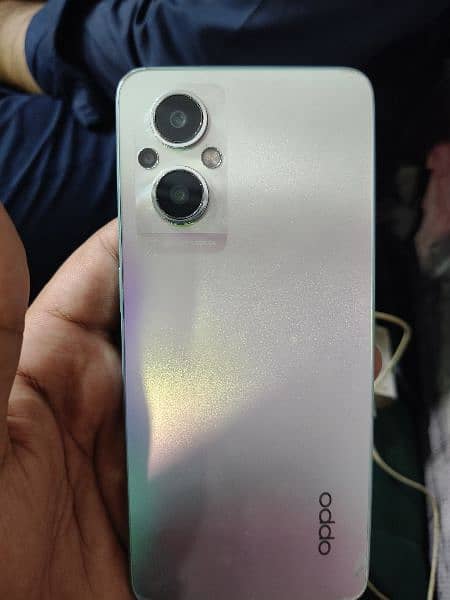 OPPO f21 pro 5G 1