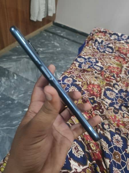 Xiaomi Redmi note 9S 3