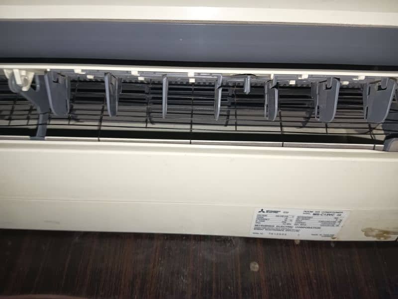 Mitsubishi 1 ton non inverter Ac 3