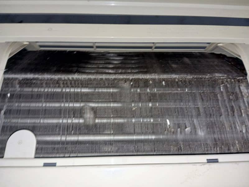 Mitsubishi 1 ton non inverter Ac 5