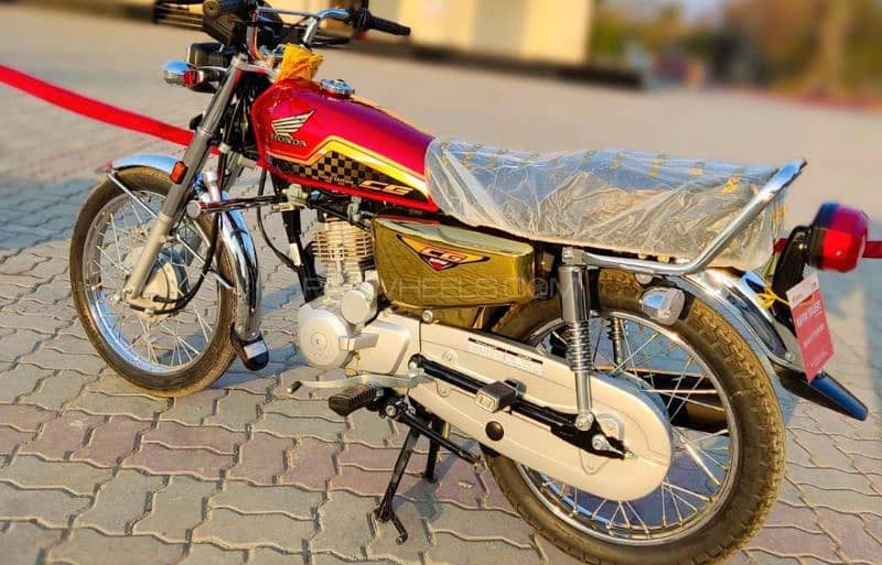 Honda CG 125 Special Edition 4