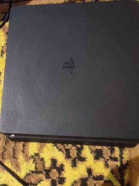 ps4 slim 3