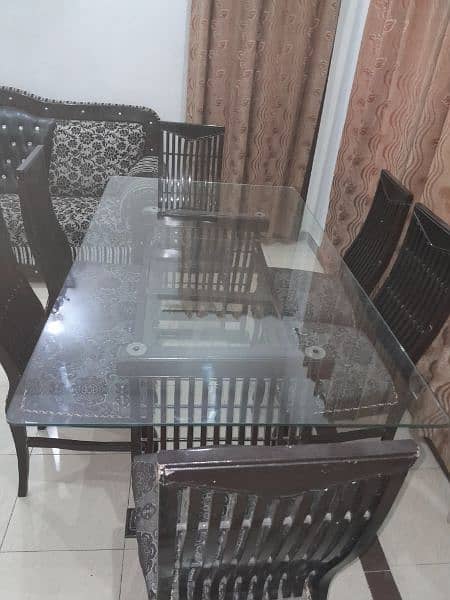 Dining table for sale 2