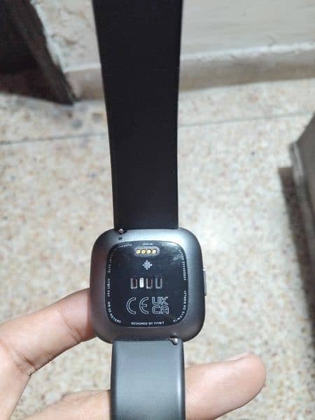 fitbit versa 2 original uk made 3