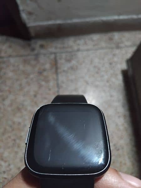 fitbit versa 2 original uk made 8