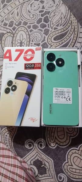 Itel A70  4+8/256 with box with waranty lush conditions 10/10 1