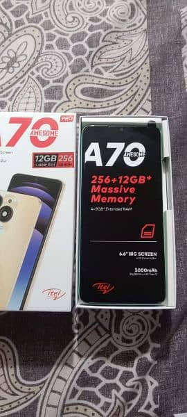 Itel A70  4+8/256 with box with waranty lush conditions 10/10 4