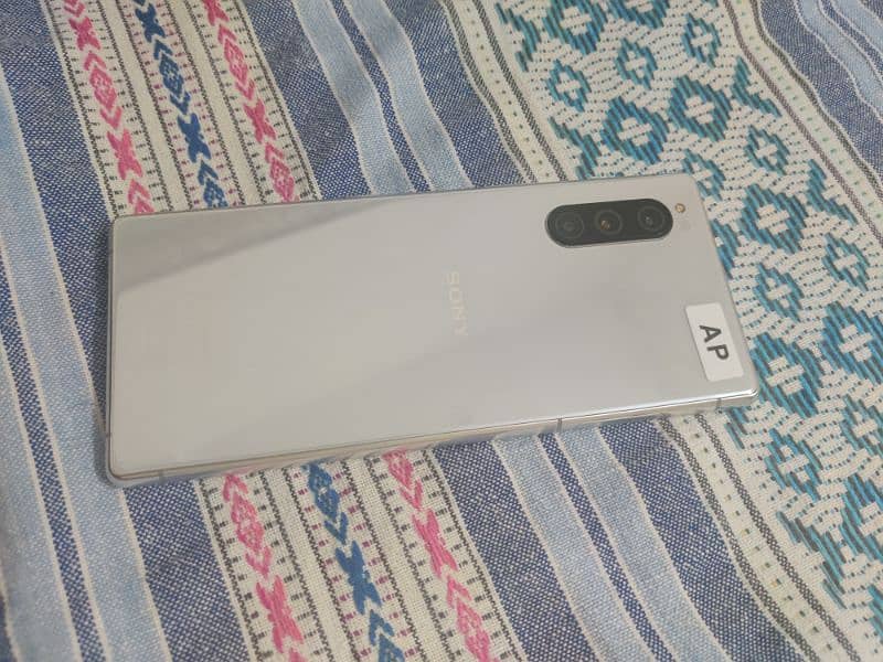 SONY XPERIA 5 GREY WHITE NON PTA 64GB 0