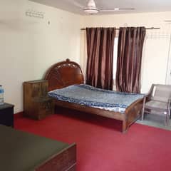 Furnish mumty room available in G10/1 for male only