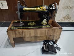 "Singer" sewing maching