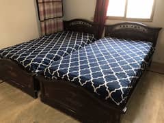 single beds in good condition without mattress