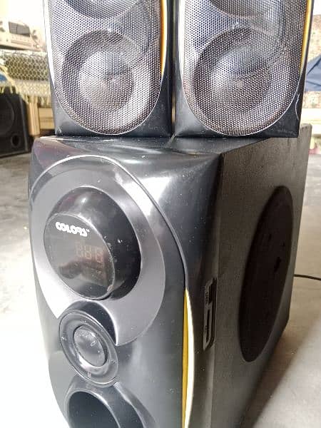 color tm speaker 2