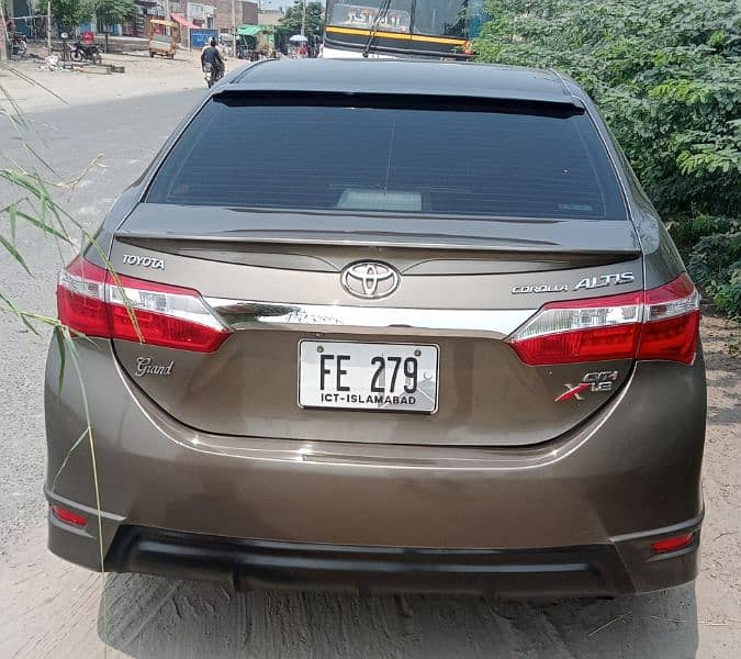 Toyota Altis Grande 2015 0