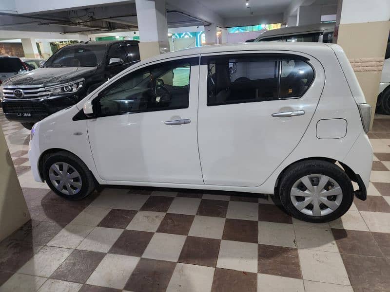 Daihatsu Mira 2015 2