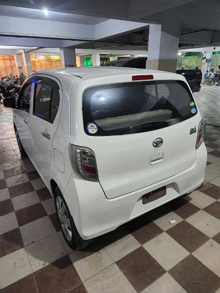 Daihatsu Mira 2015 3