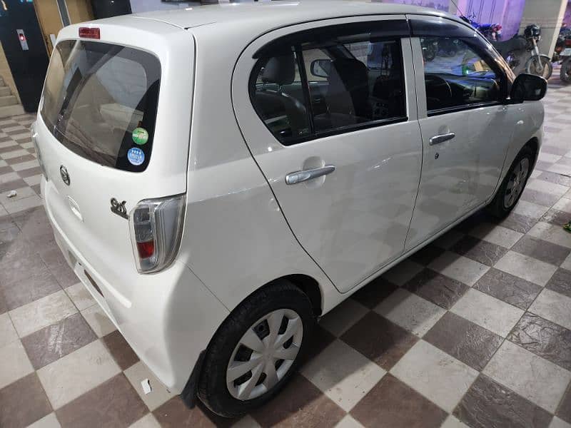 Daihatsu Mira 2015 5