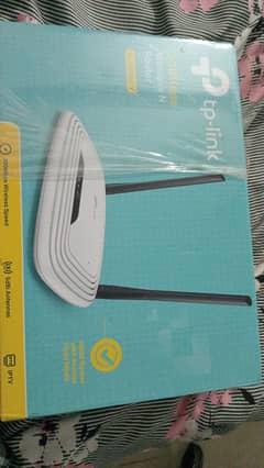 Tp link 300 Mbps wireless router Tl_wr841N 0