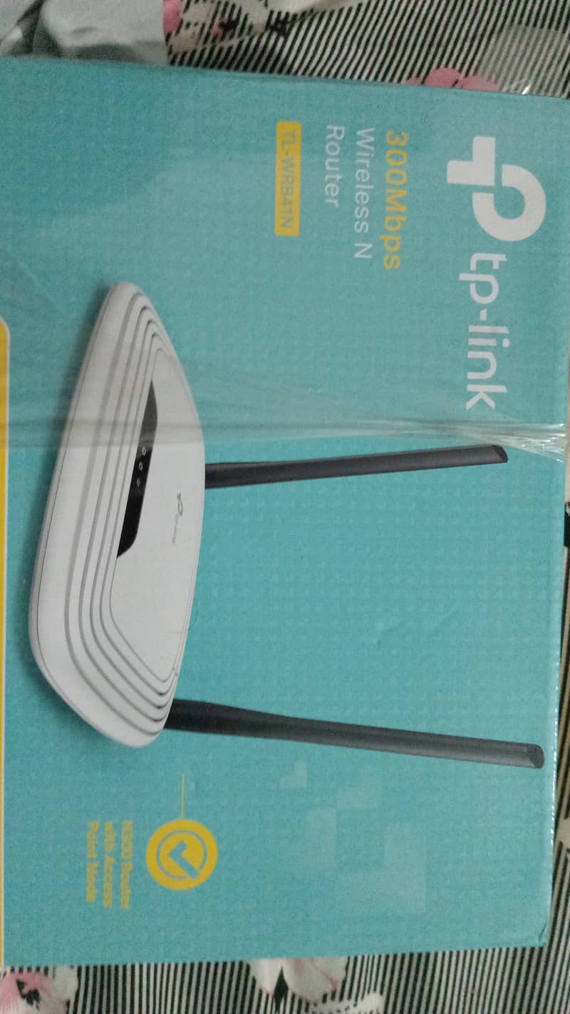 Tp link 300 Mbps wireless router Tl_wr841N 1