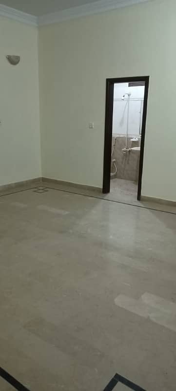 three bed dd west open portion for rent in johar 4