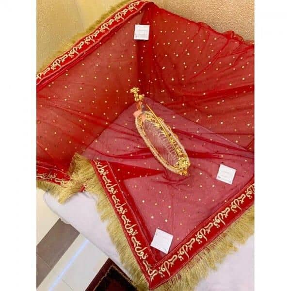 •  Fabric: Net
•  Length: 2.25 inches 
• 2