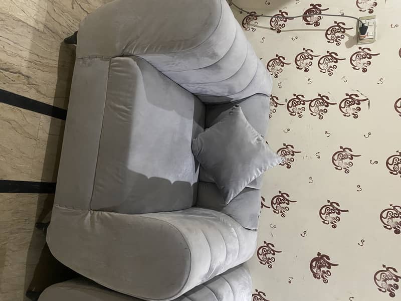 3 ‘2 ‘1 sofa set just like new urgent sale due to move abroad 3