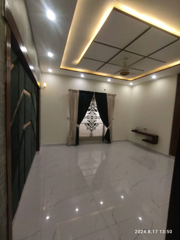 10 Marla House available For Sale In sector E Rafi Block Bahria Town Lahore 11