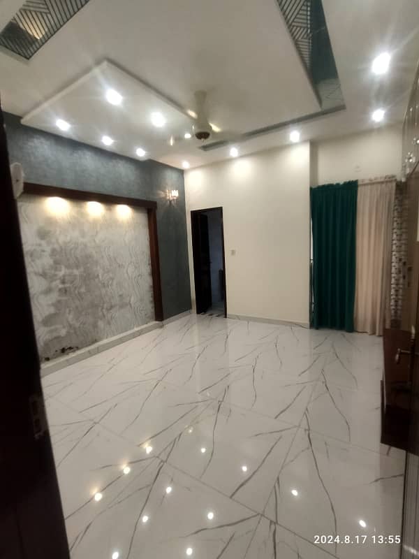 10 Marla House available For Sale In sector E Rafi Block Bahria Town Lahore 24