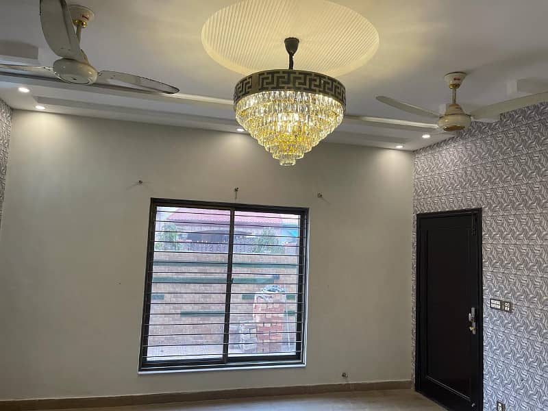 10 Marla House available For sale In Sector C Jasmine Block Bahria Town Lahore 13