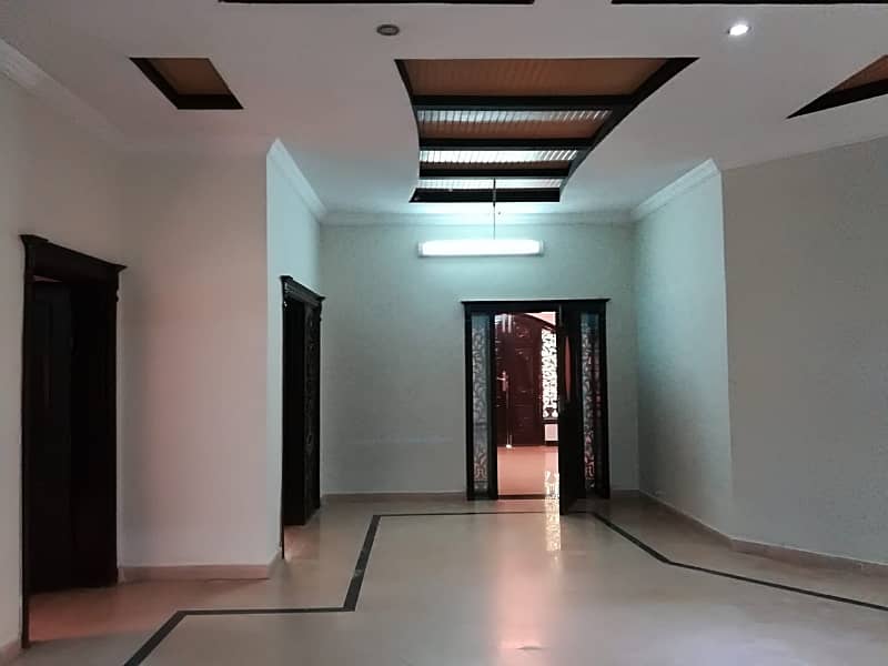 1 Kanal Single Storey House For Rent In Banigala Near A Q KHAN ROAD 16