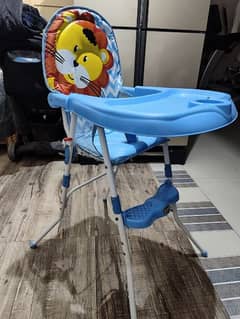 kids dining chair 10/10 condition ipmorted