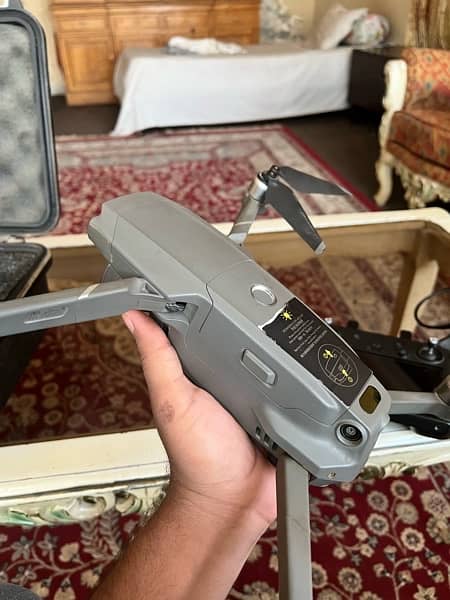 Dji mavic pro 2 with smart controller 4