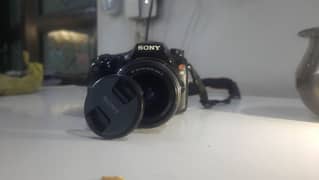 Sony DSLR a65 camera with lens and bag 10/10 condition