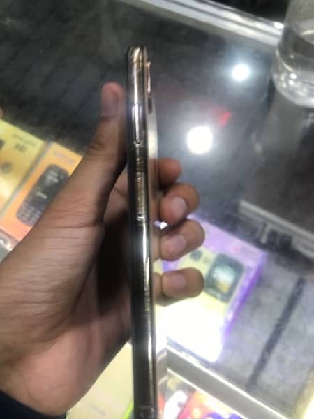 IPhone XS Max 3