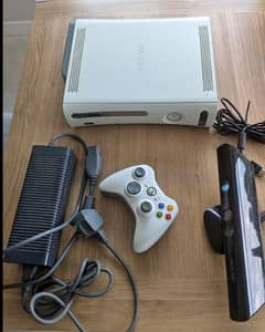 Xbox 360 for sale 3 controller+ 150 game installed