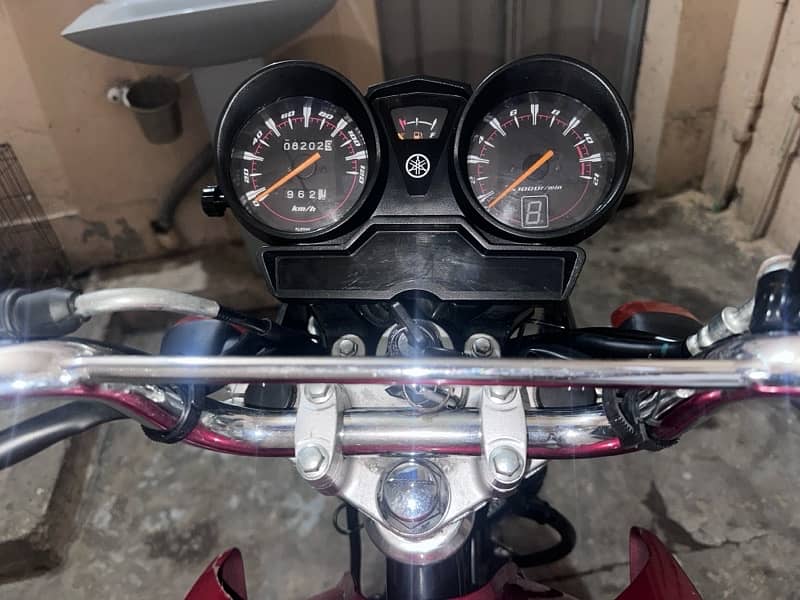 Yamaha YBR 125G 7