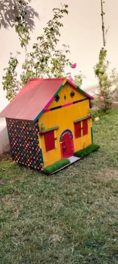 Kids play house