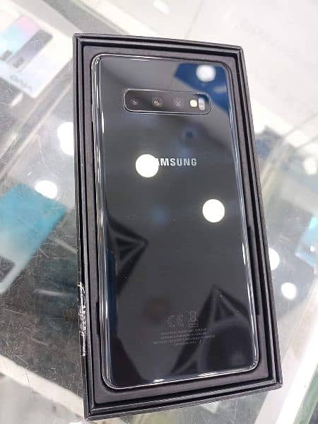 Samsung galaxy S10 plus 8 GB Ram 128GB Momery 03104007194 0