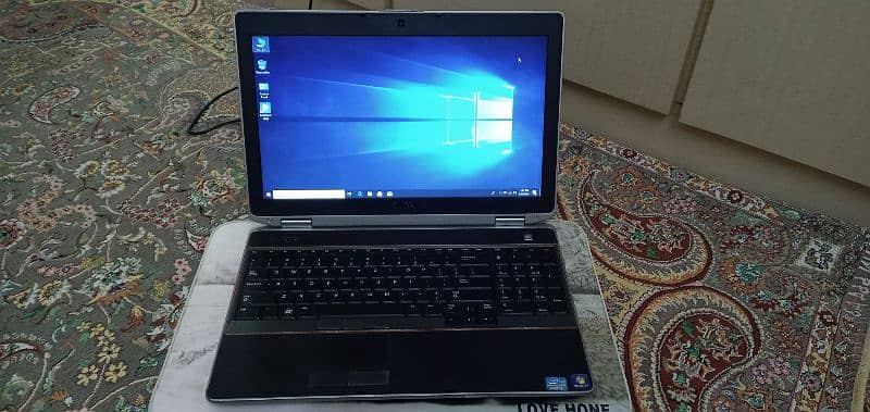 Dell latitude E6520 core i5 1