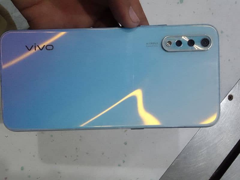 vivo s1 1