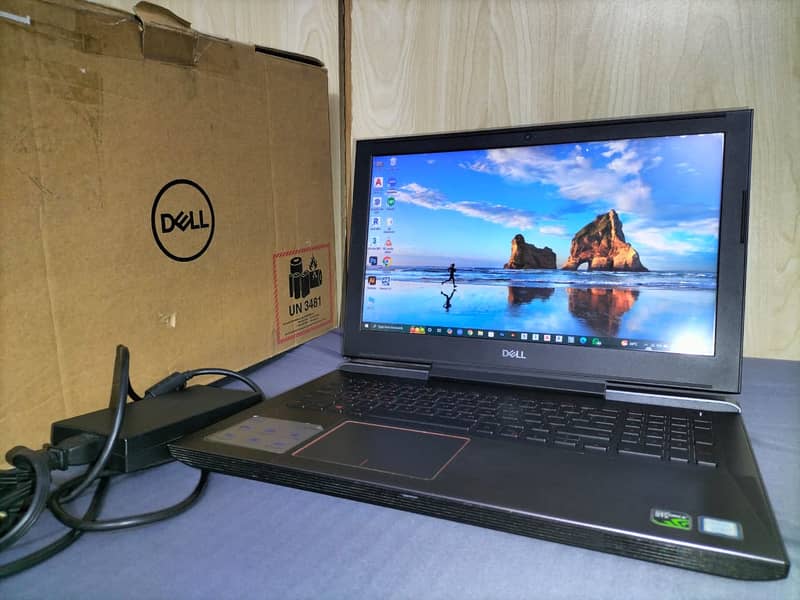 DELL G5 gaming lapptop 1