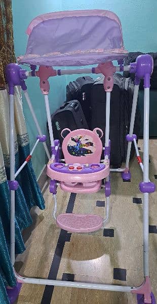 swing in pink/purple color 0