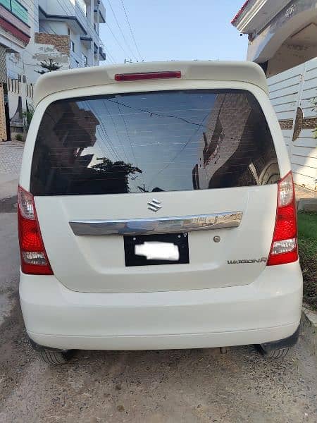 Suzuki Wagon R 2017 11