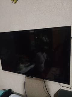 LED TV for sale 32 inch