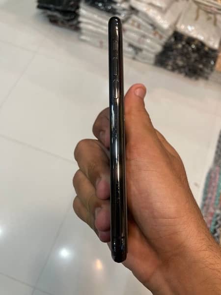 Iphone 11 pro pta approved 1